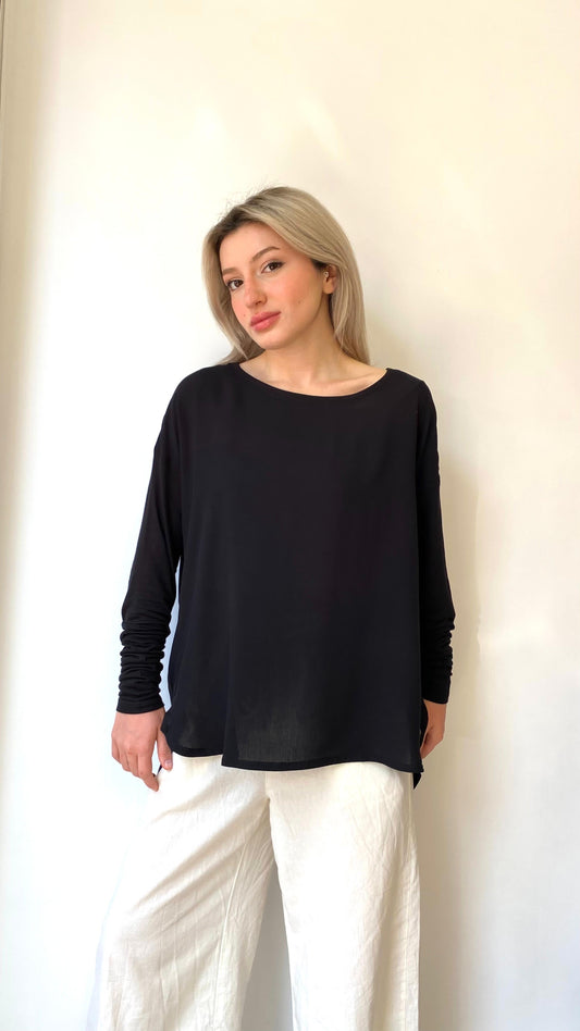 Siyah, Kolu Penye Bluz