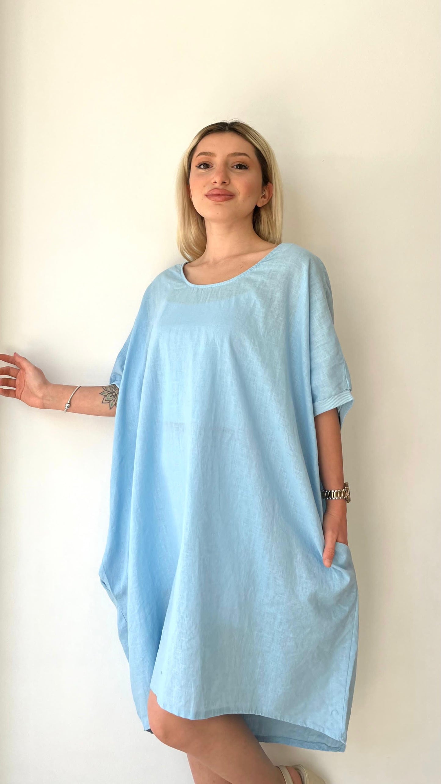 Açık Mavi, Sırtı Örgü Dantelli, Cepli, Keten-Pamuk Oversize Elbise