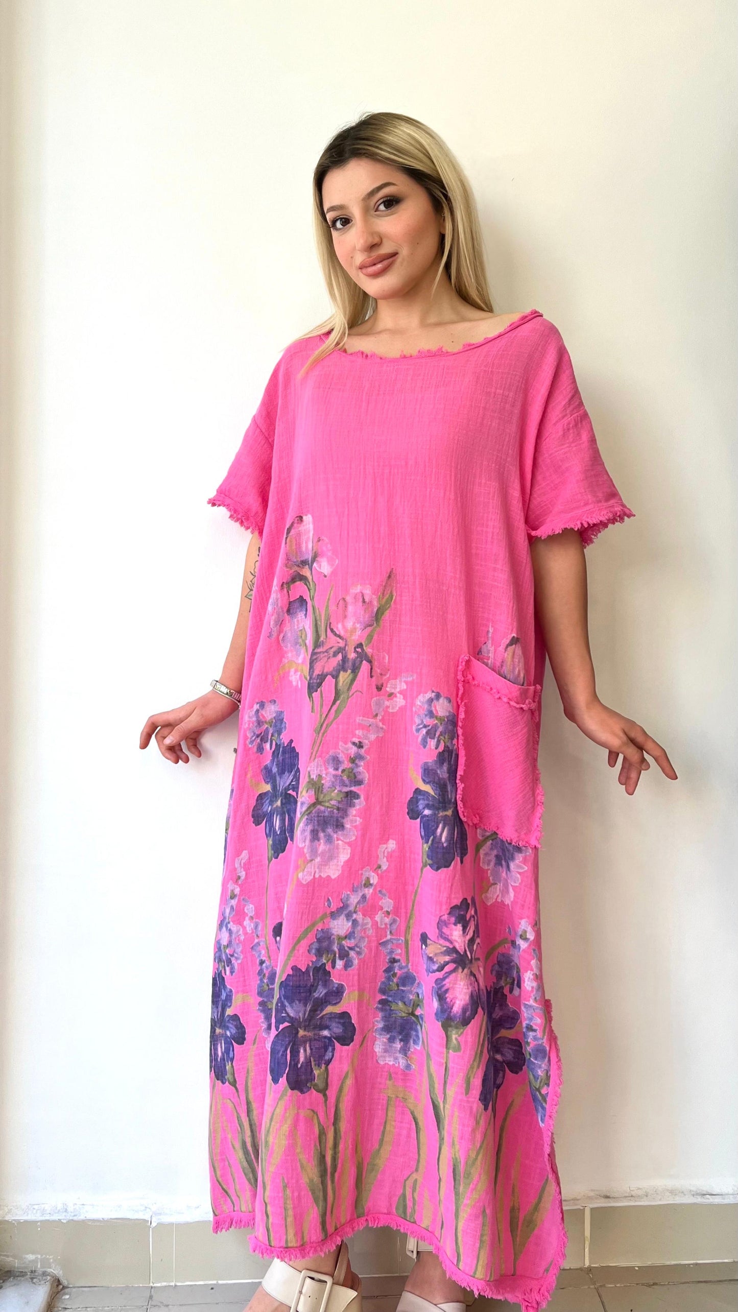 Pembe, %100 Pamuk, Çiçek Baskılı, Yan Yırtmaçlı, Oversize, Uzun Elbise