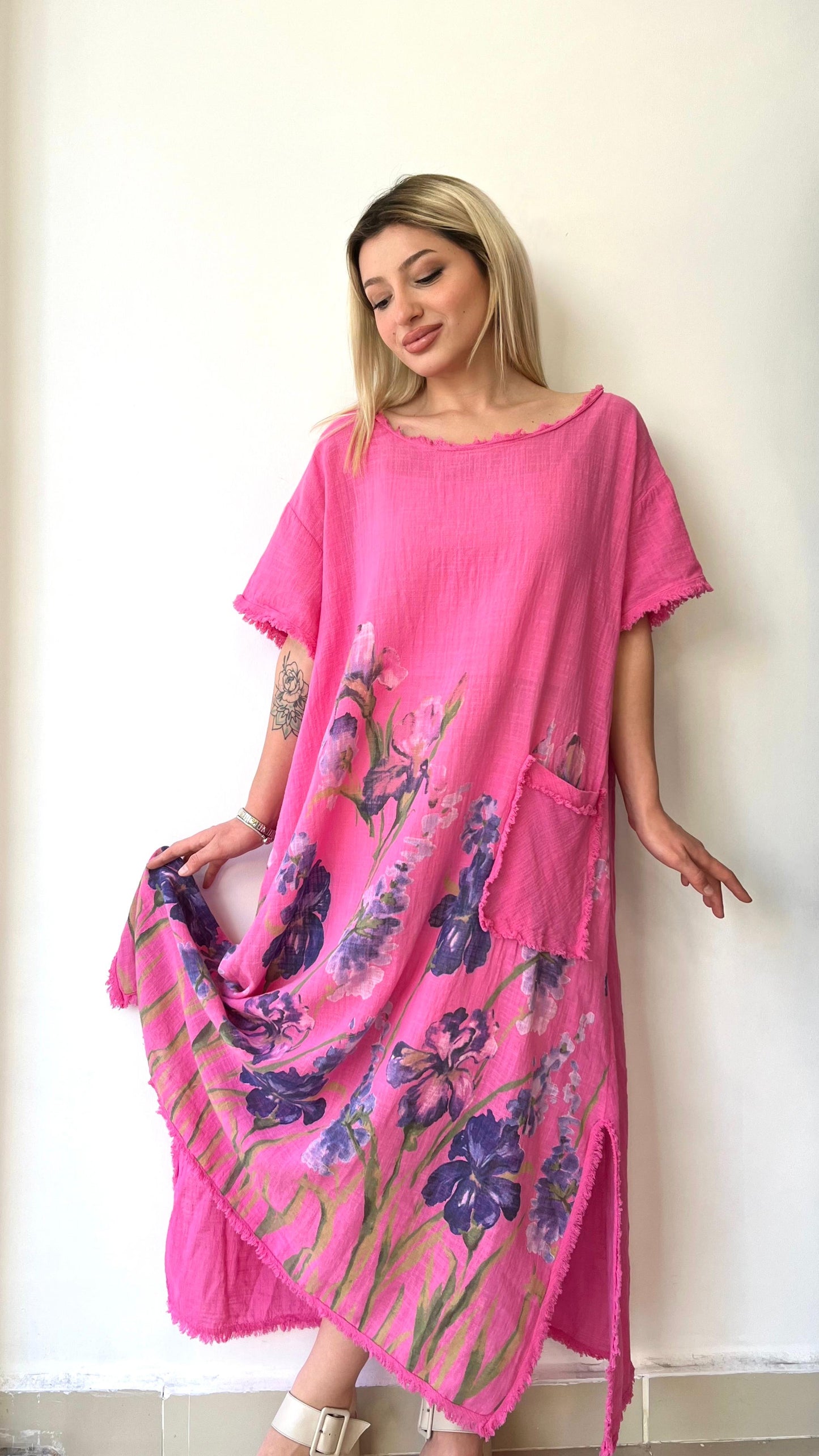 Pembe, %100 Pamuk, Çiçek Baskılı, Yan Yırtmaçlı, Oversize, Uzun Elbise