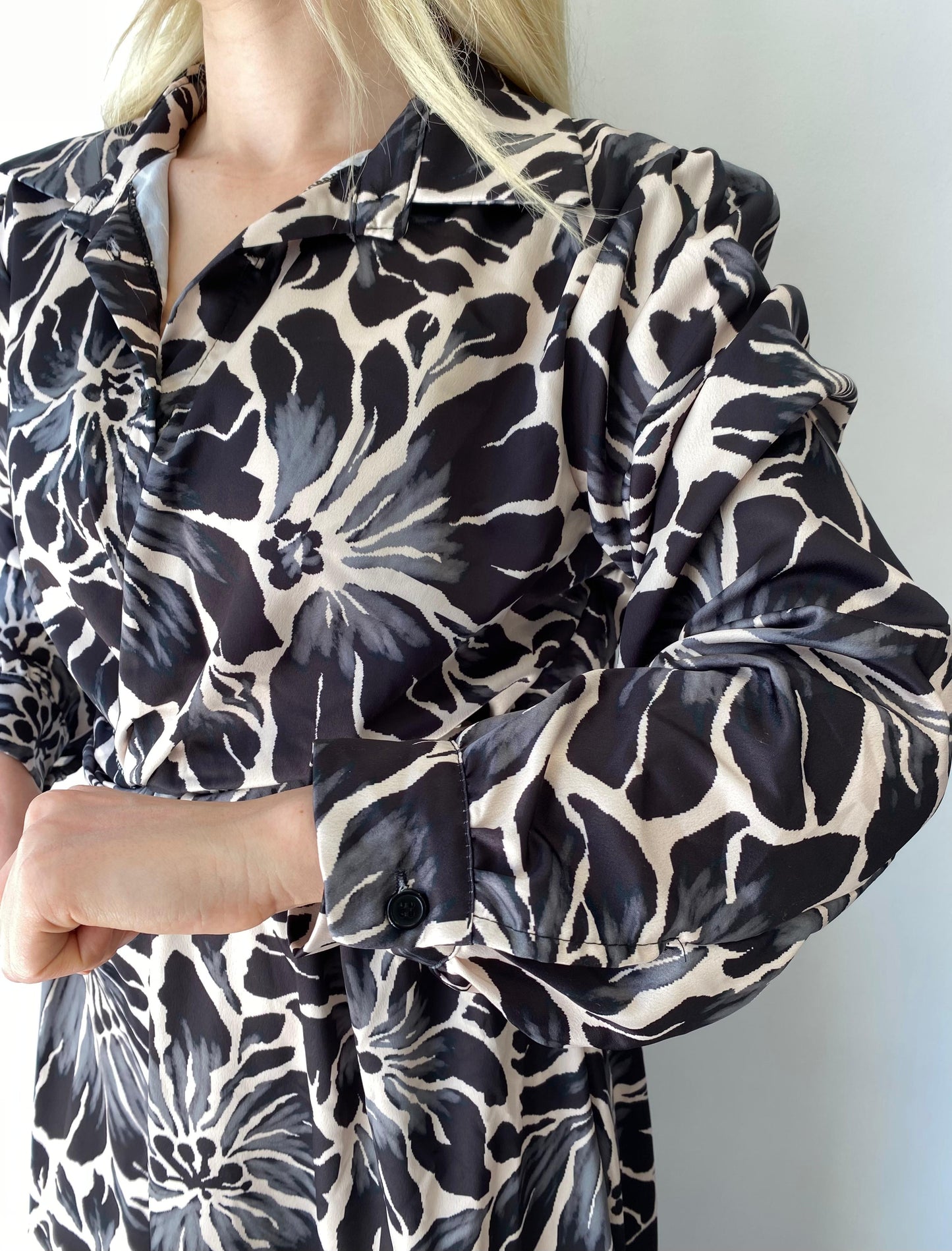 Çiçek Desenli, Beli Lastikli, Uzun Elbise