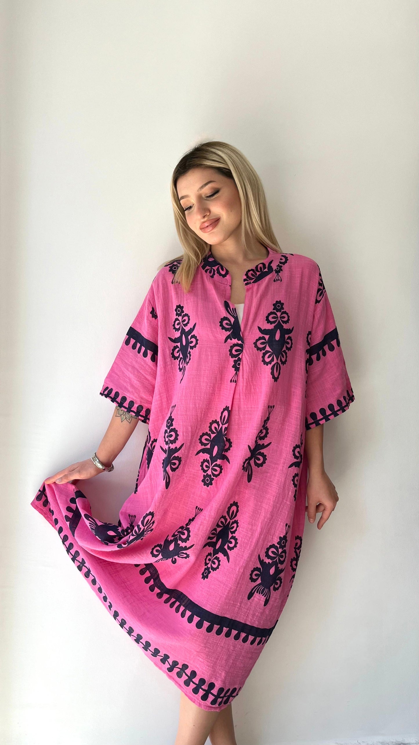 Pembe, %100 Pamuk, Oversize, V Yaka, Kısa Kol Elbise